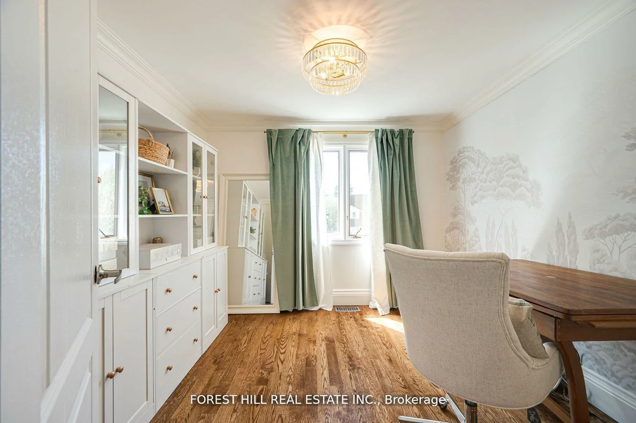 473, Dixon, Central Newmarket, Newmarket