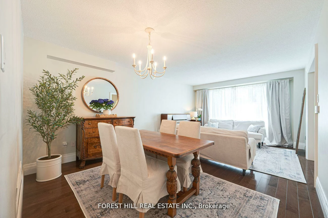 473, Dixon, Central Newmarket, Newmarket