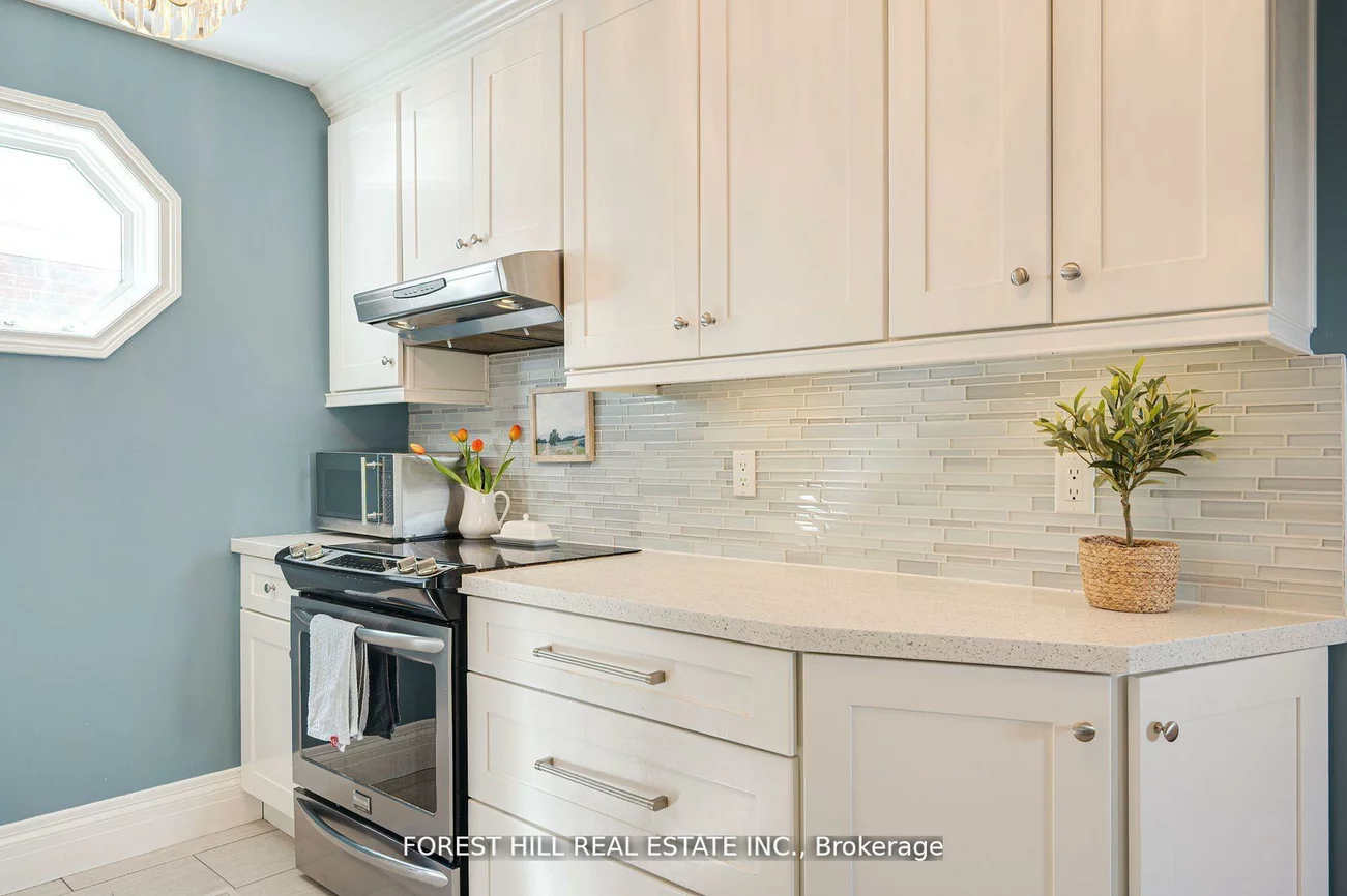 473, Dixon, Central Newmarket, Newmarket