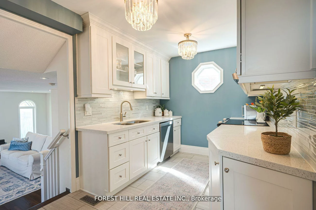 473, Dixon, Central Newmarket, Newmarket