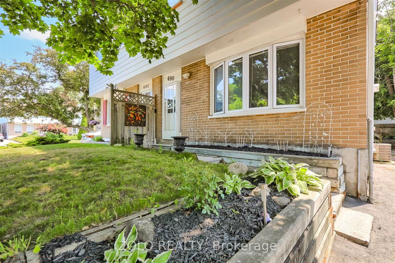 690, Elgin, Huron Heights-Leslie Valley, Newmarket
