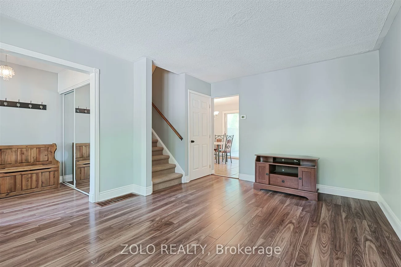 690, Elgin, Huron Heights-Leslie Valley, Newmarket