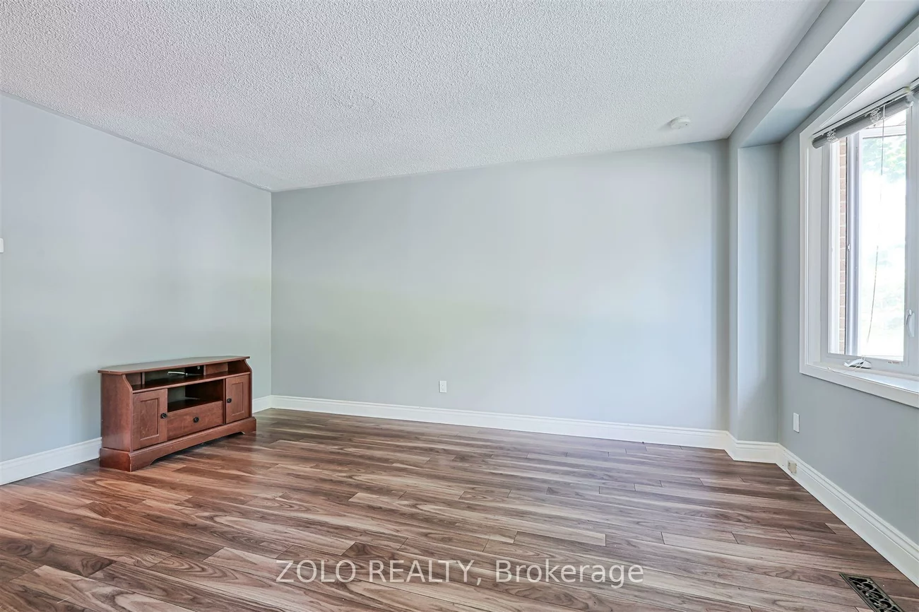 690, Elgin, Huron Heights-Leslie Valley, Newmarket