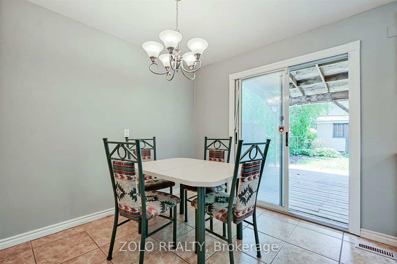 690, Elgin, Huron Heights-Leslie Valley, Newmarket
