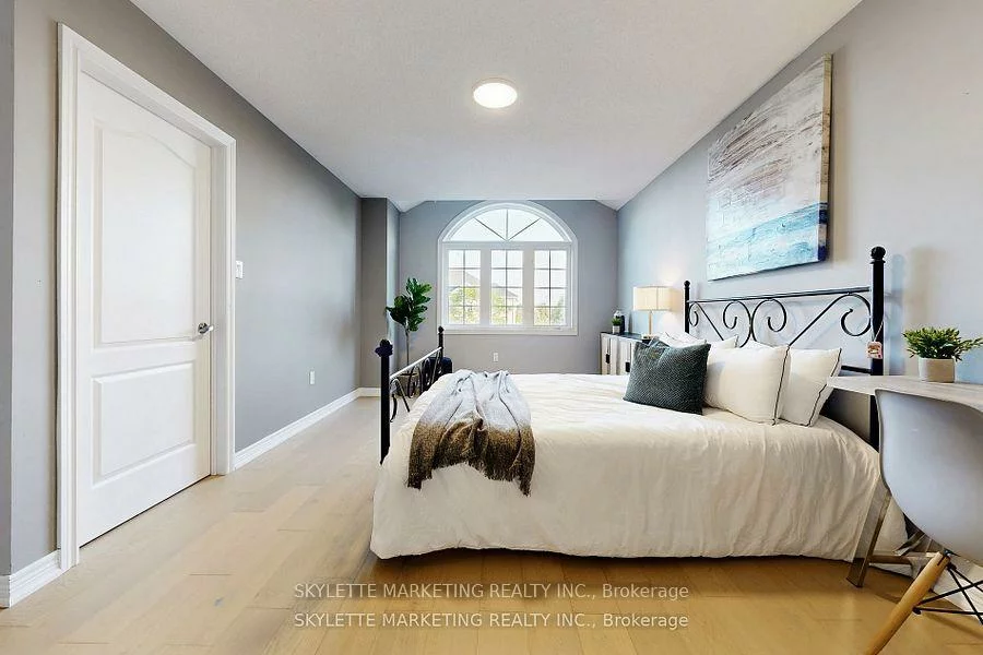 237, Woodspring, Woodland Hill, Newmarket