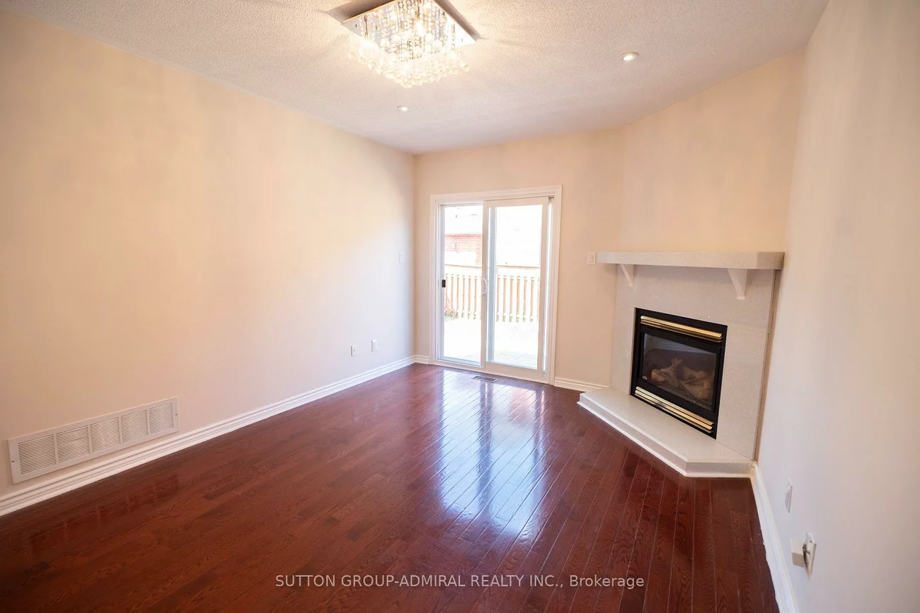 522, Doubletree, Summerhill Estates, Newmarket