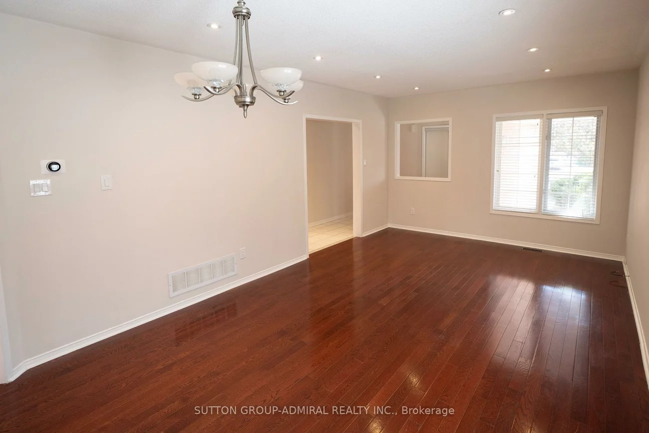 522, Doubletree, Summerhill Estates, Newmarket