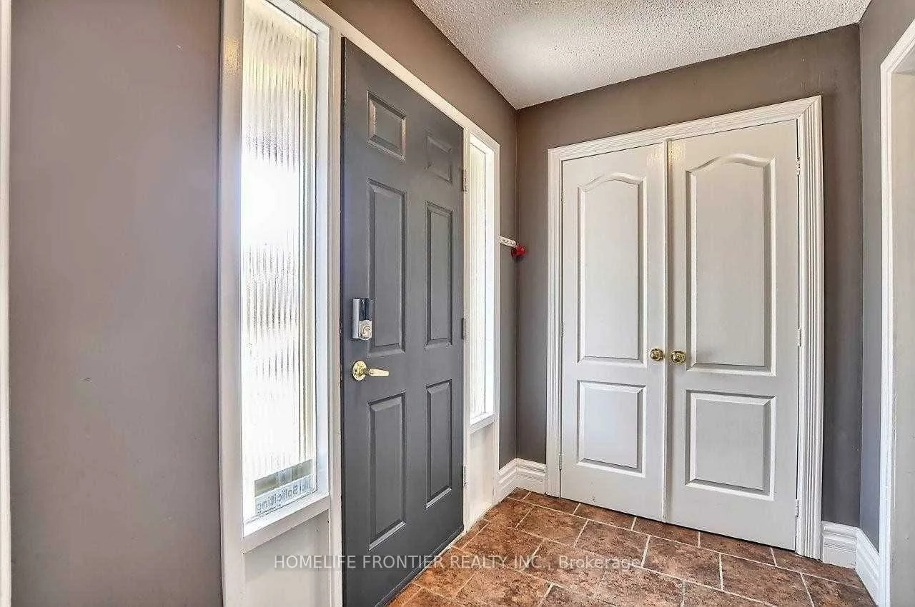 44, Rutledge, Huron Heights-Leslie Valley, Newmarket
