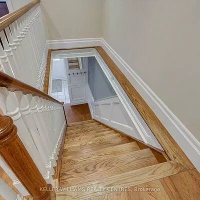 702, Jackson, Huron Heights-Leslie Valley, Newmarket