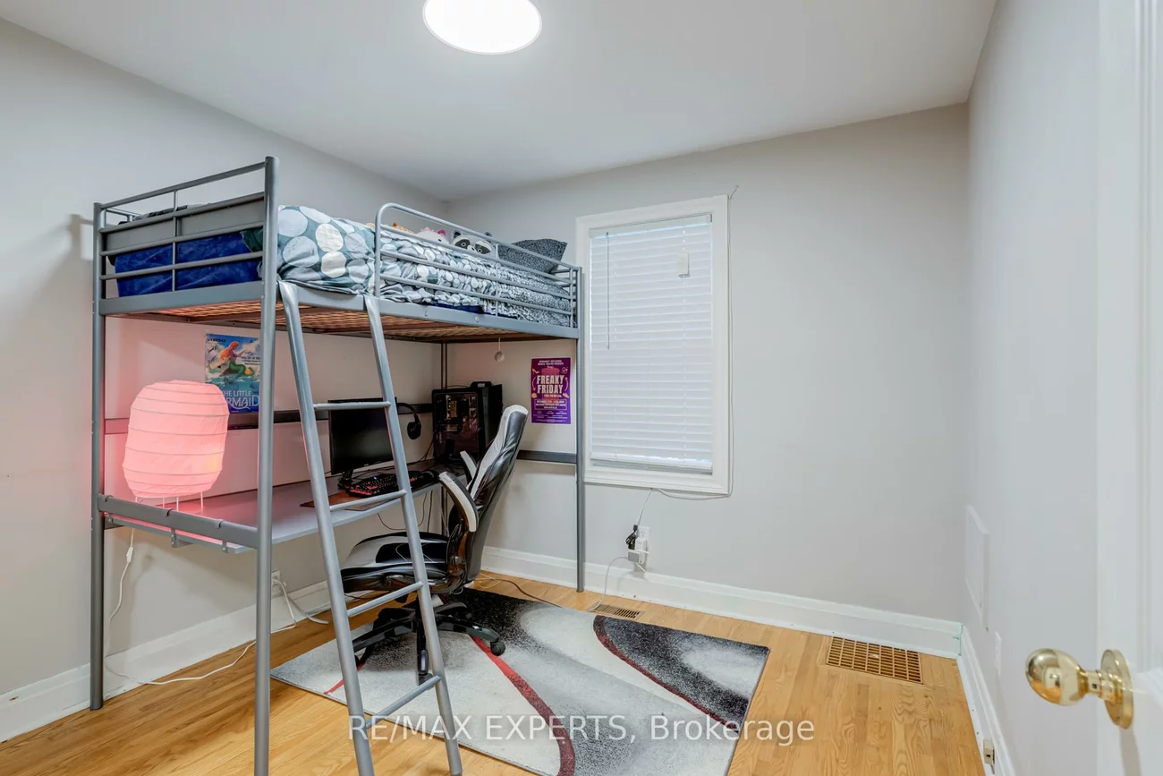 302, Avenue, Central Newmarket, Newmarket