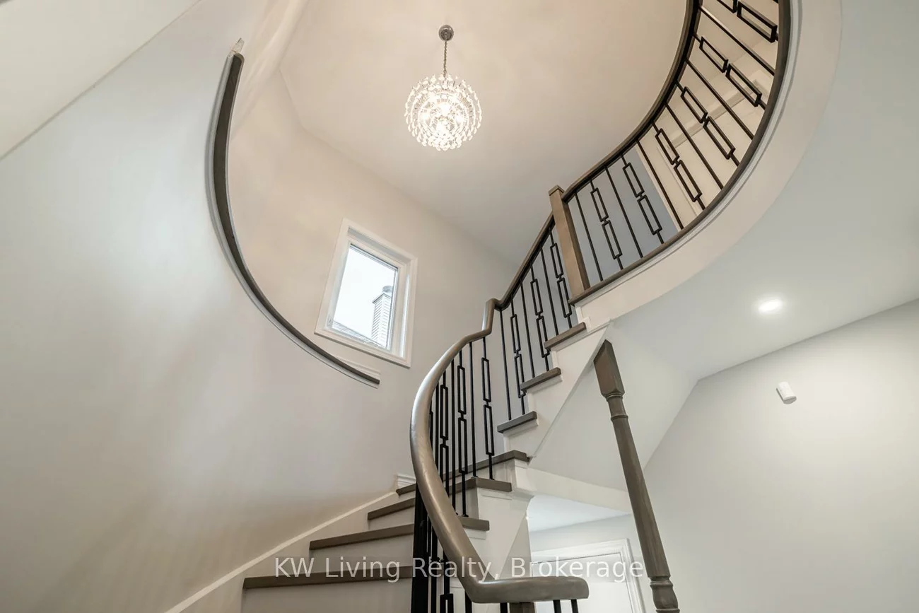 46, Foxtail, Armitage, Newmarket