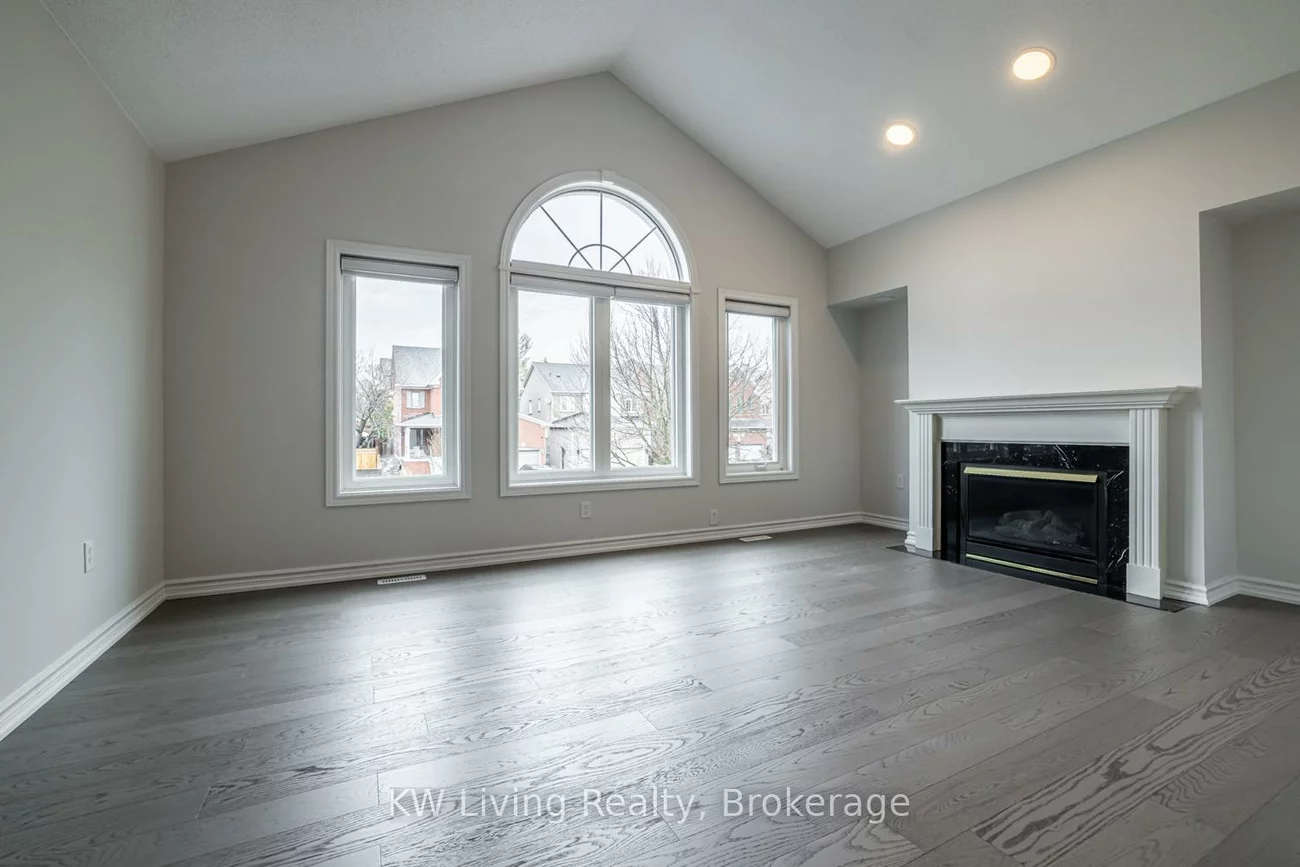46, Foxtail, Armitage, Newmarket