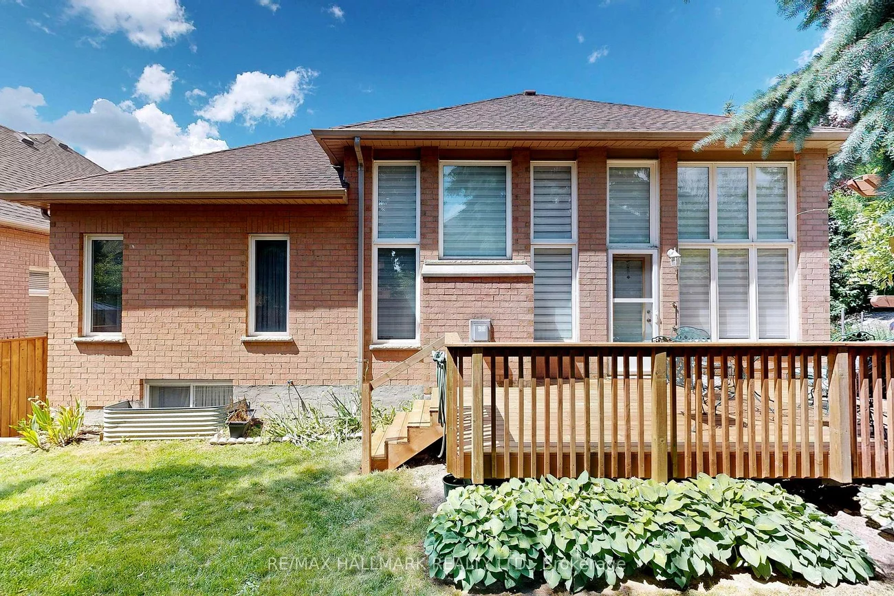 530, Laurel Wood, Central Newmarket, Newmarket