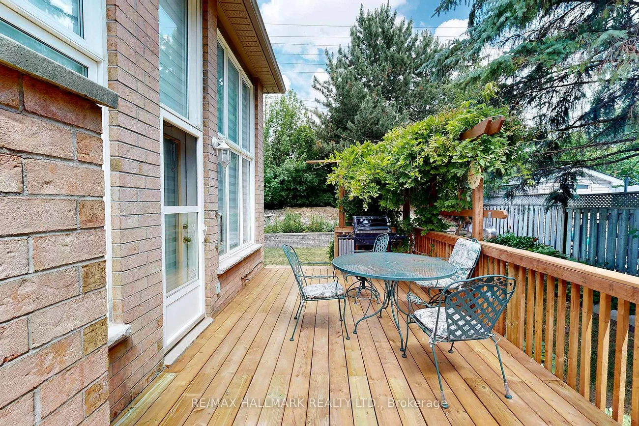 530, Laurel Wood, Central Newmarket, Newmarket