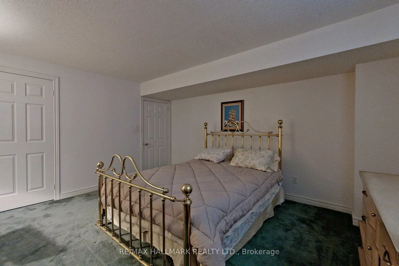 530, Laurel Wood, Central Newmarket, Newmarket