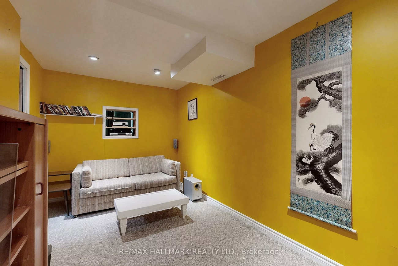 530, Laurel Wood, Central Newmarket, Newmarket