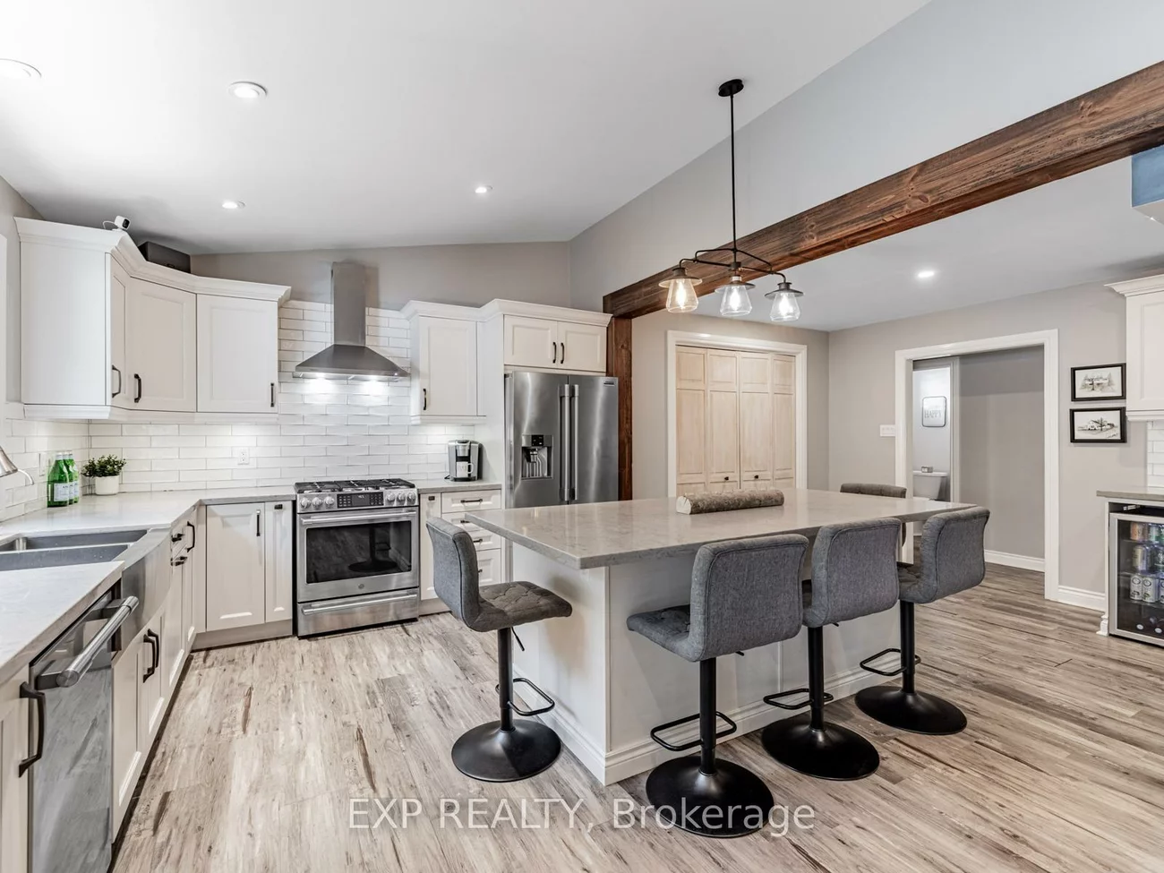 235, Robinson, Central Newmarket, Newmarket