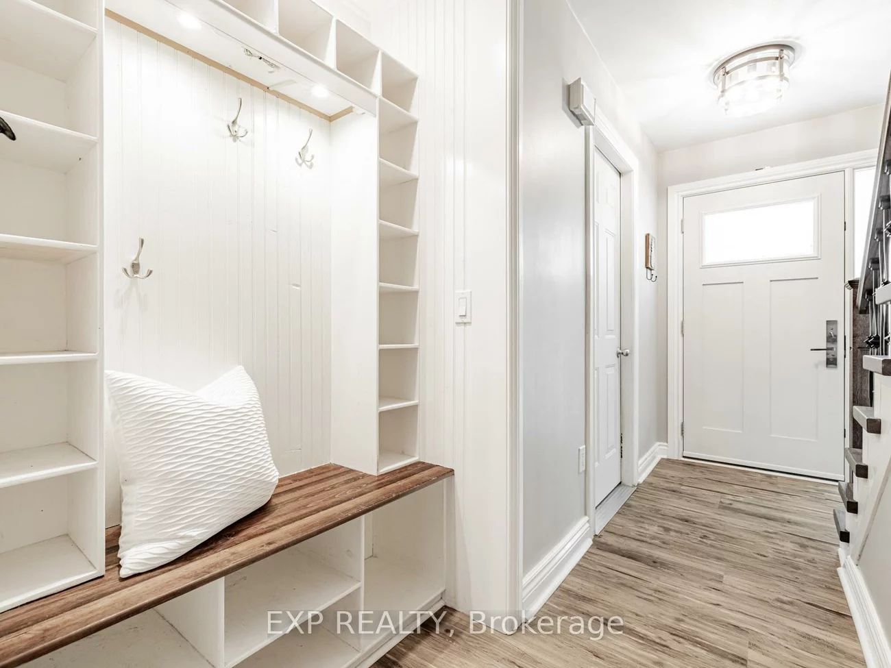 235, Robinson, Central Newmarket, Newmarket
