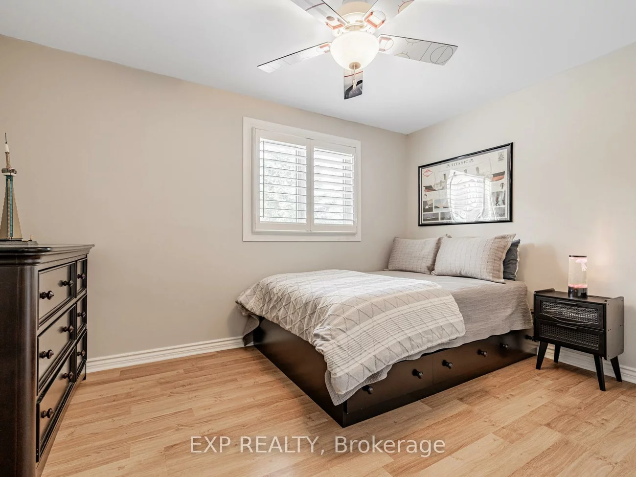 235, Robinson, Central Newmarket, Newmarket