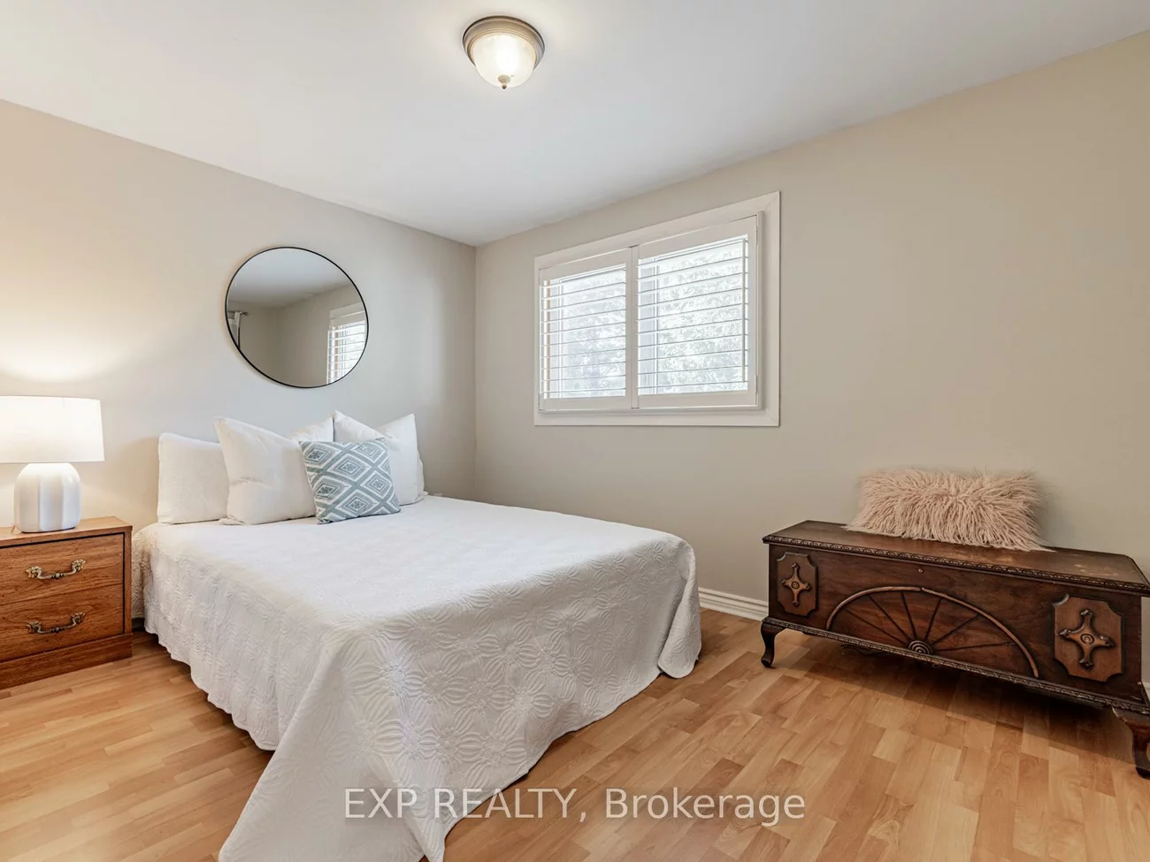 235, Robinson, Central Newmarket, Newmarket