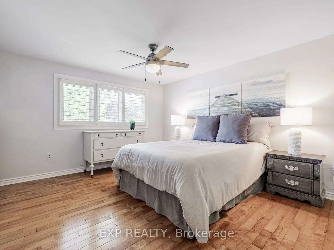 235, Robinson, Central Newmarket, Newmarket
