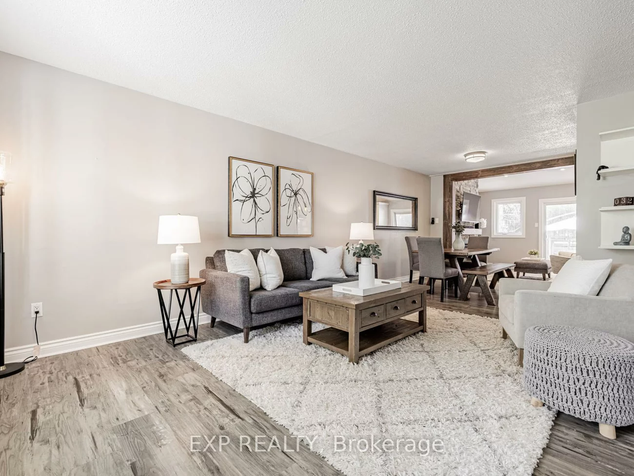 235, Robinson, Central Newmarket, Newmarket