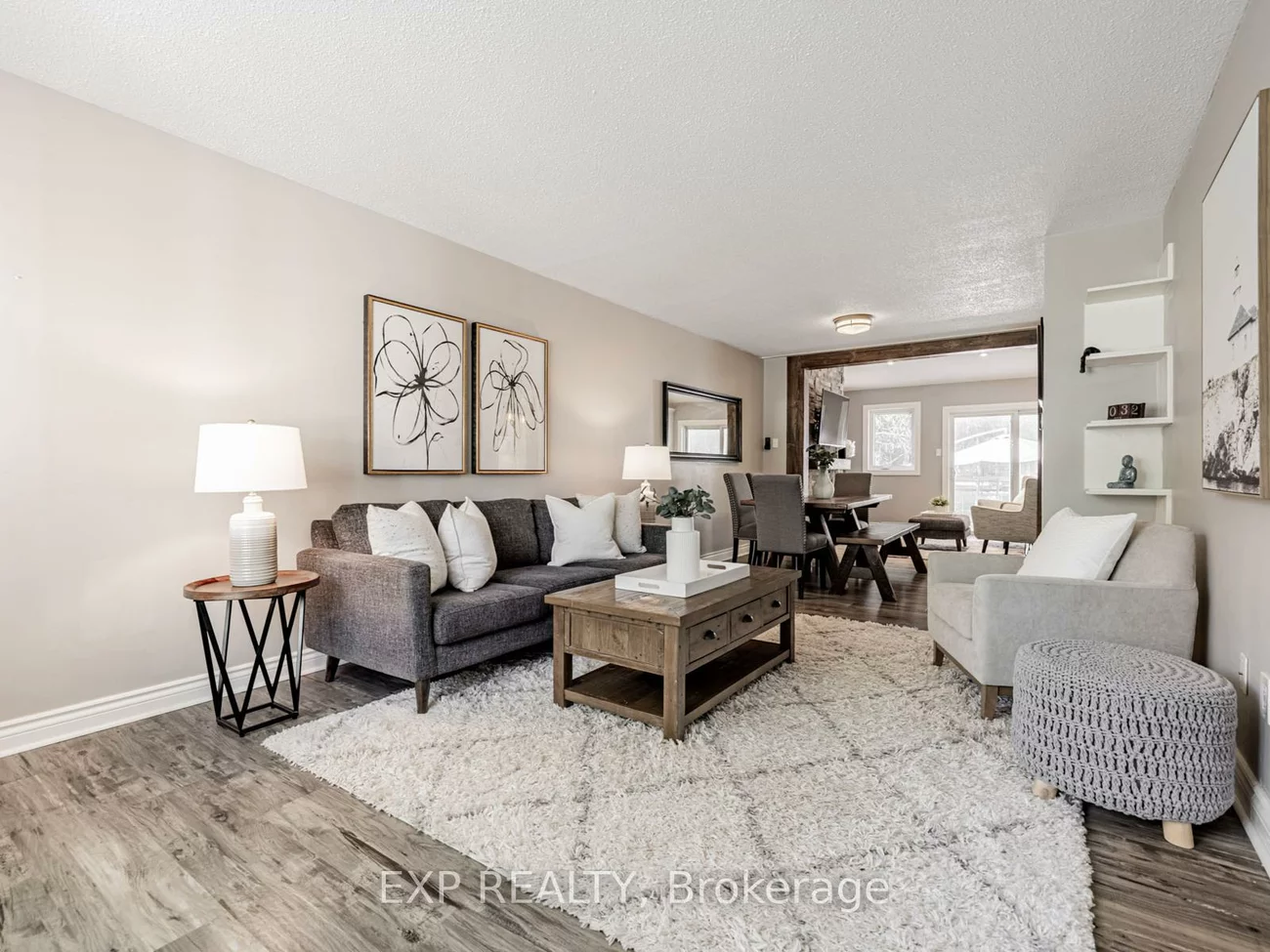 235, Robinson, Central Newmarket, Newmarket