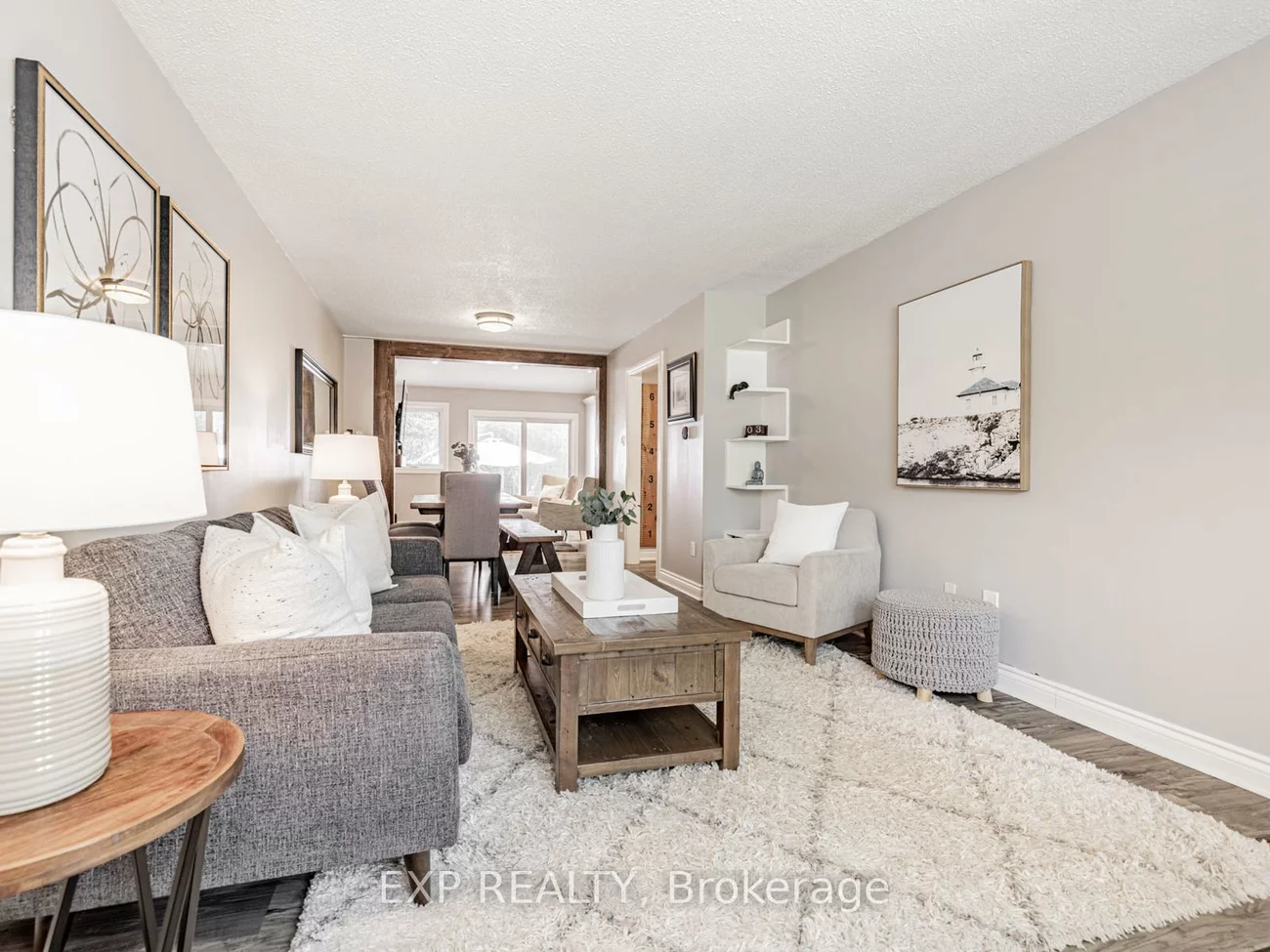 235, Robinson, Central Newmarket, Newmarket