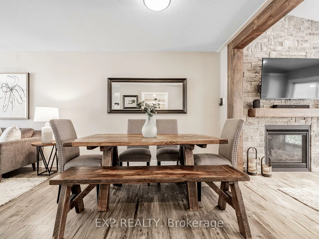 235, Robinson, Central Newmarket, Newmarket