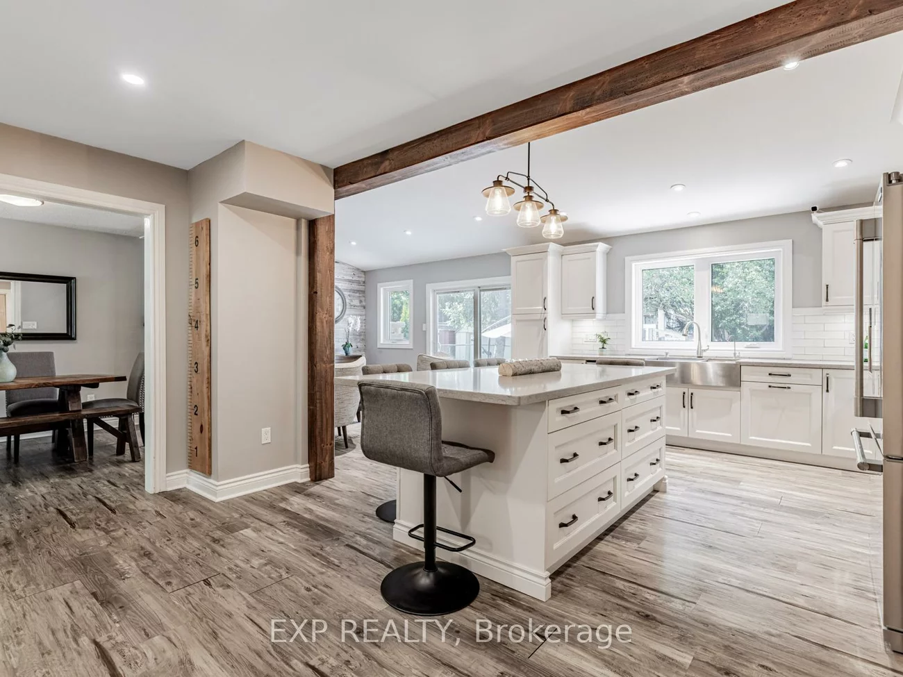 235, Robinson, Central Newmarket, Newmarket