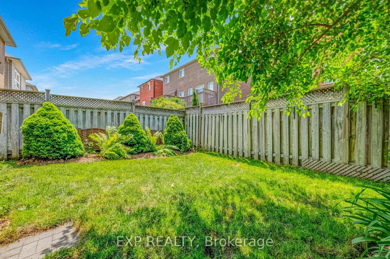 390, Flagstone, Woodland Hill, Newmarket