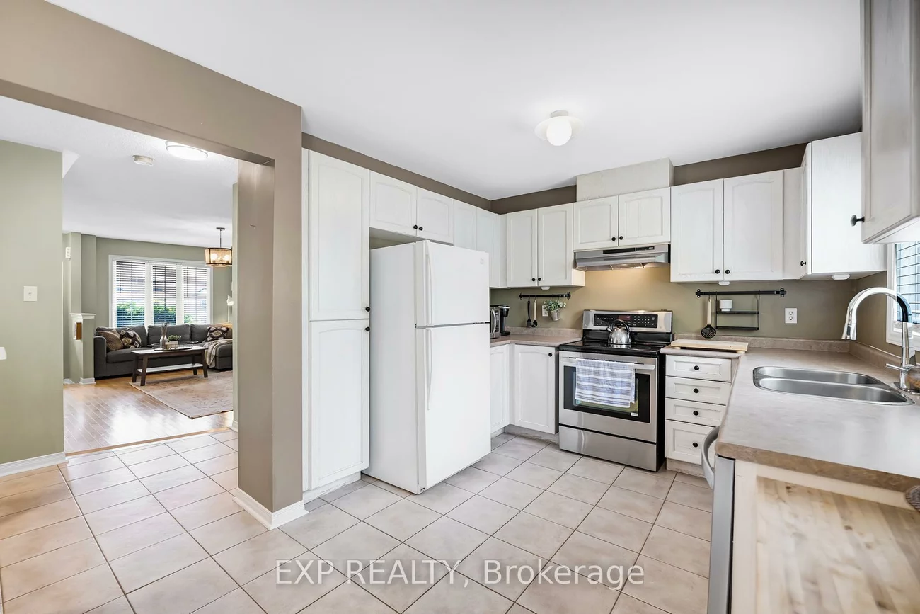 390, Flagstone, Woodland Hill, Newmarket