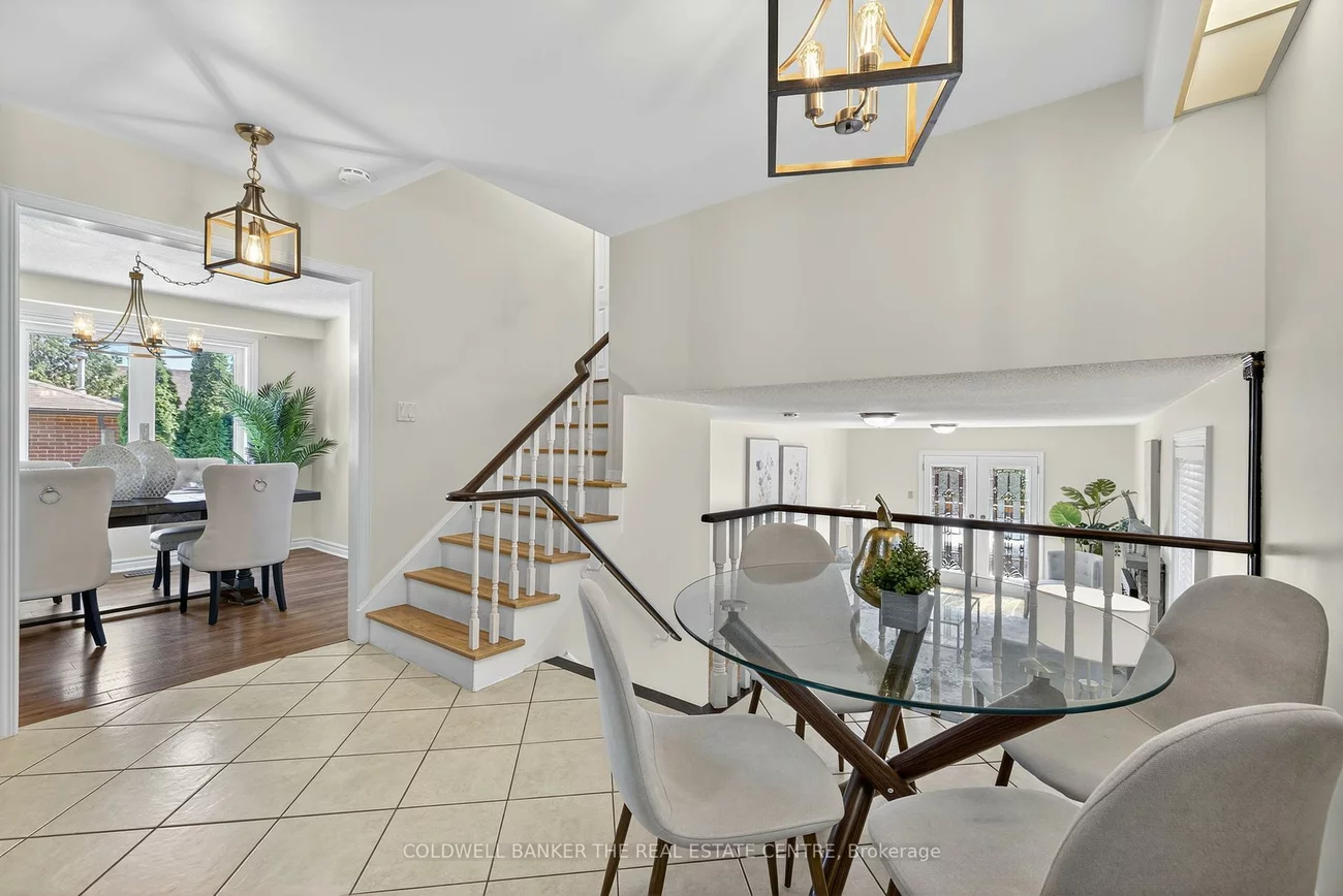 204, Alexander, Gorham-College Manor, Newmarket
