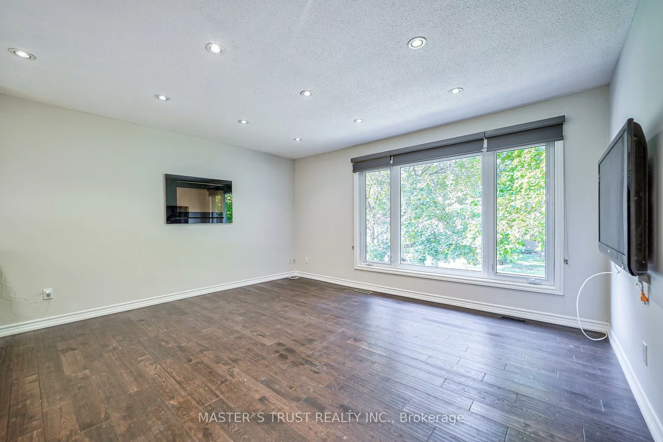 77, Highland, Gorham-College Manor, Newmarket