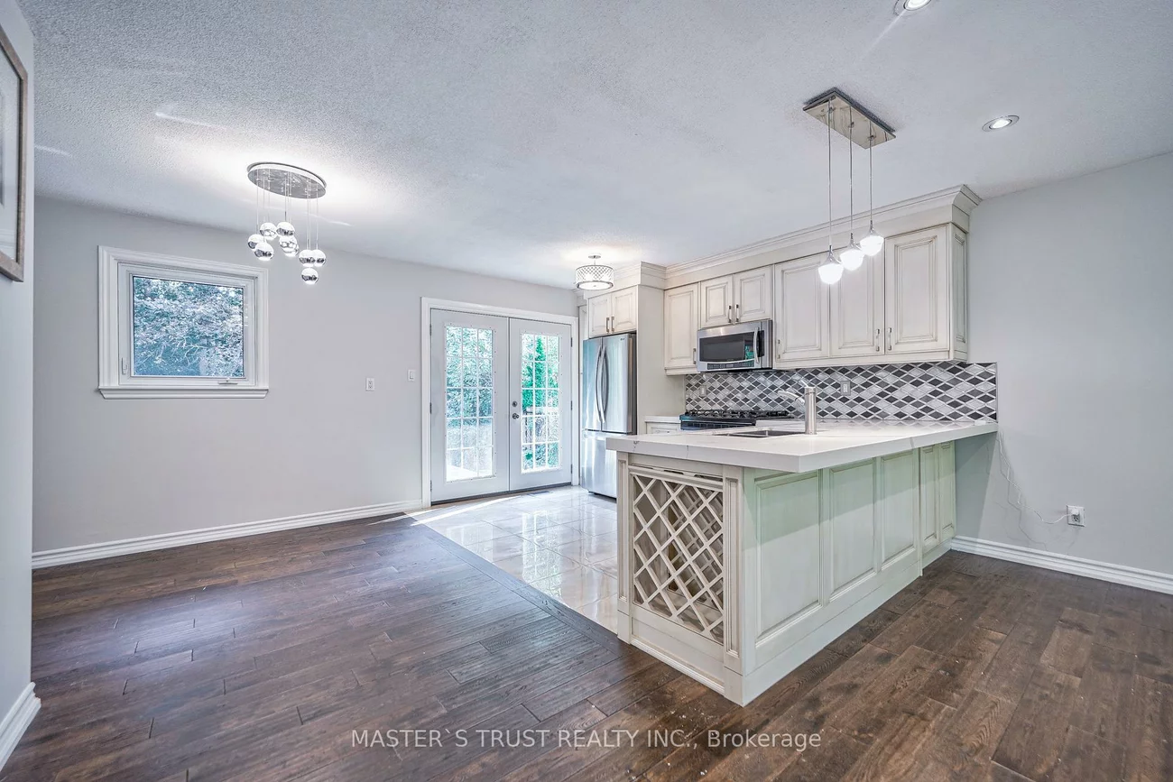 77, Highland, Gorham-College Manor, Newmarket