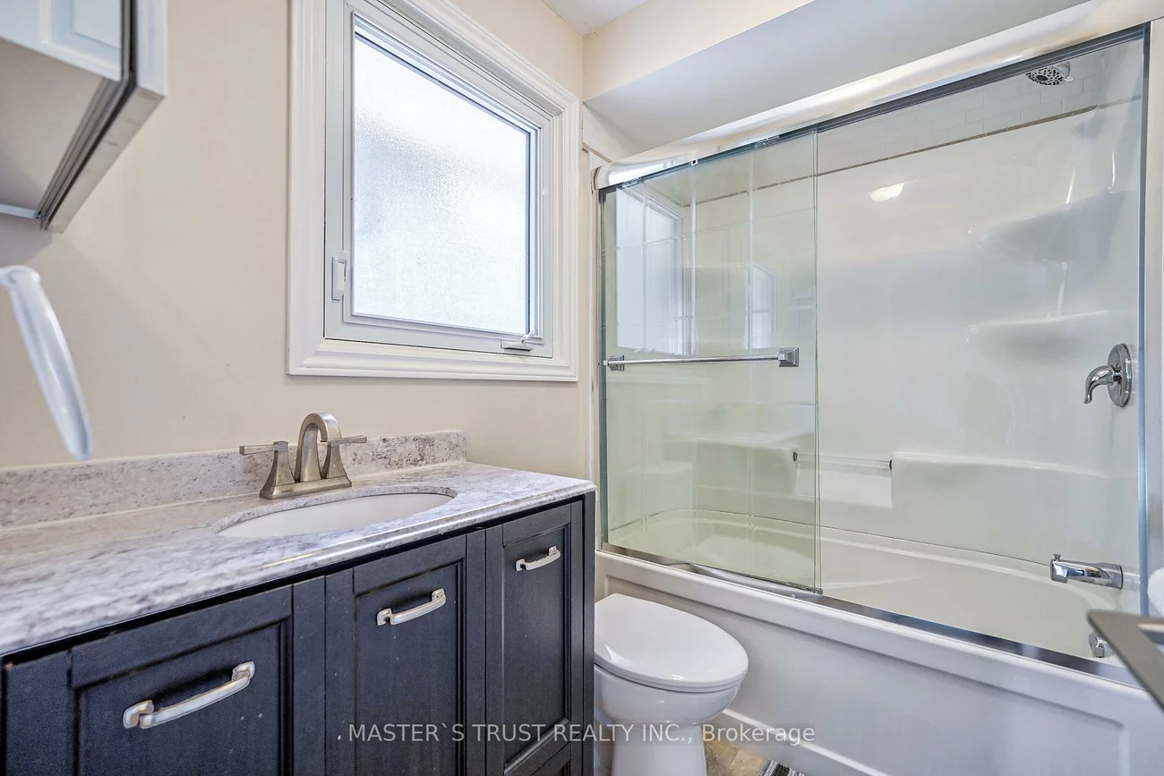 77, Highland, Gorham-College Manor, Newmarket