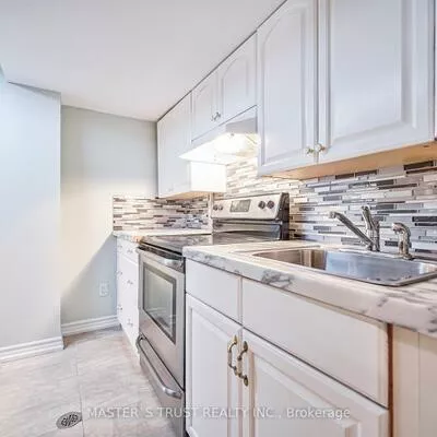 77, Highland, Gorham-College Manor, Newmarket