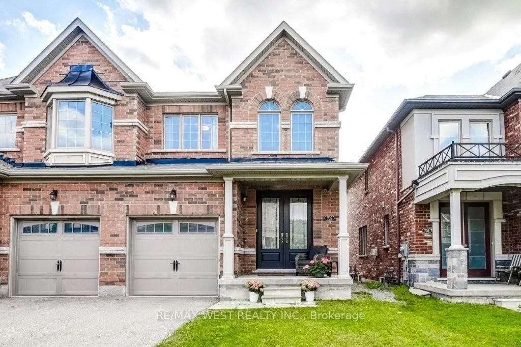 702, Yarfield, Glenway Estates, Newmarket