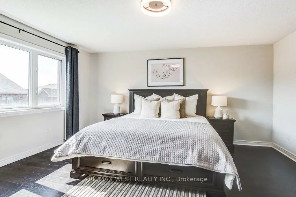 702, Yarfield, Glenway Estates, Newmarket