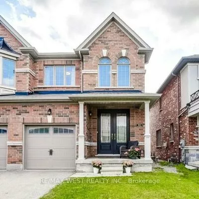 702, Yarfield, Glenway Estates, Newmarket
