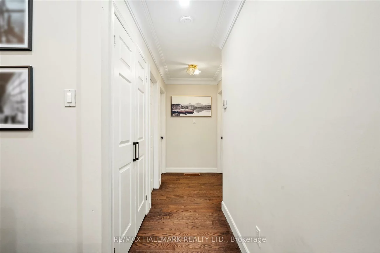 372, Dixon, Central Newmarket, Newmarket