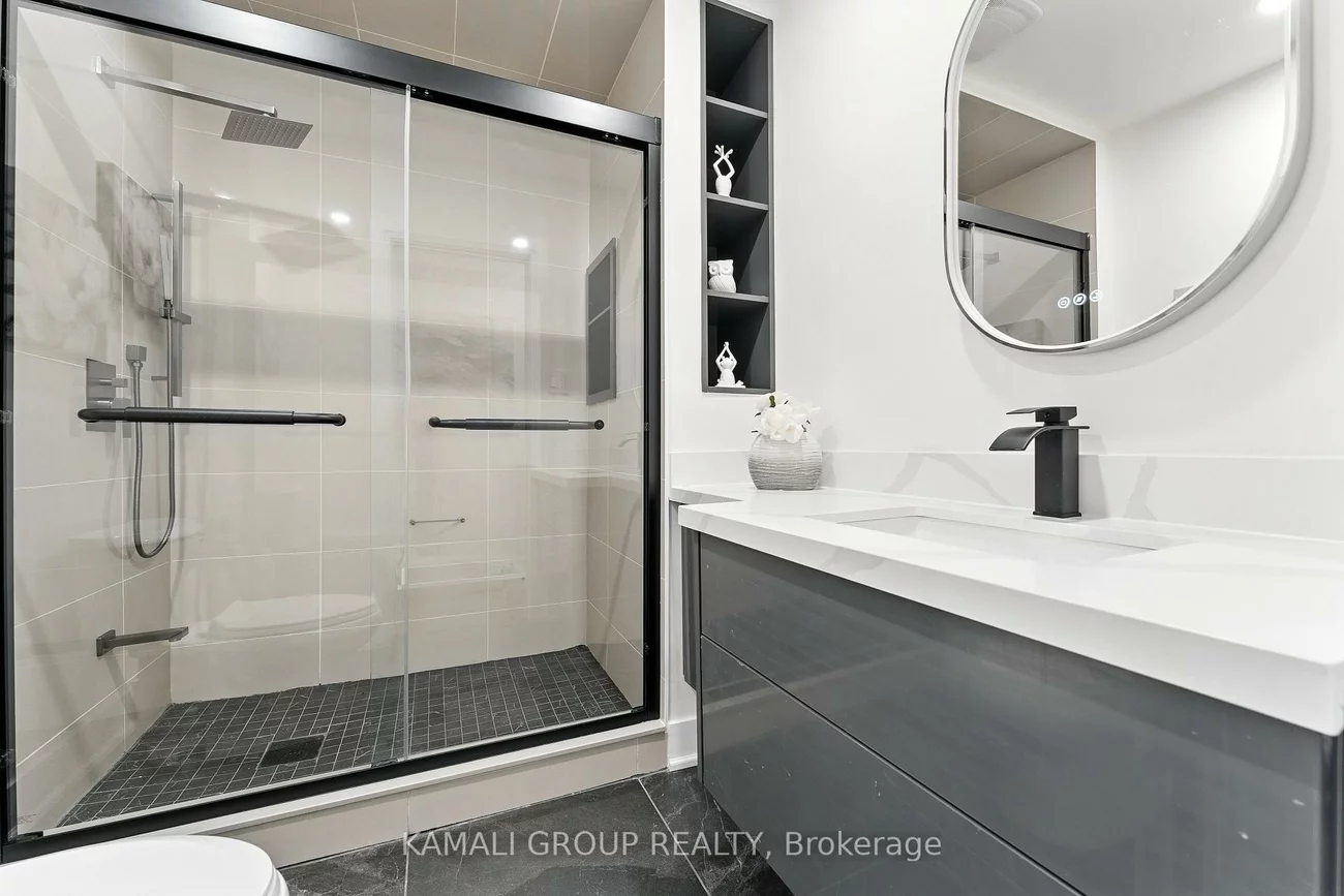 83, Walter, Bristol-London, Newmarket