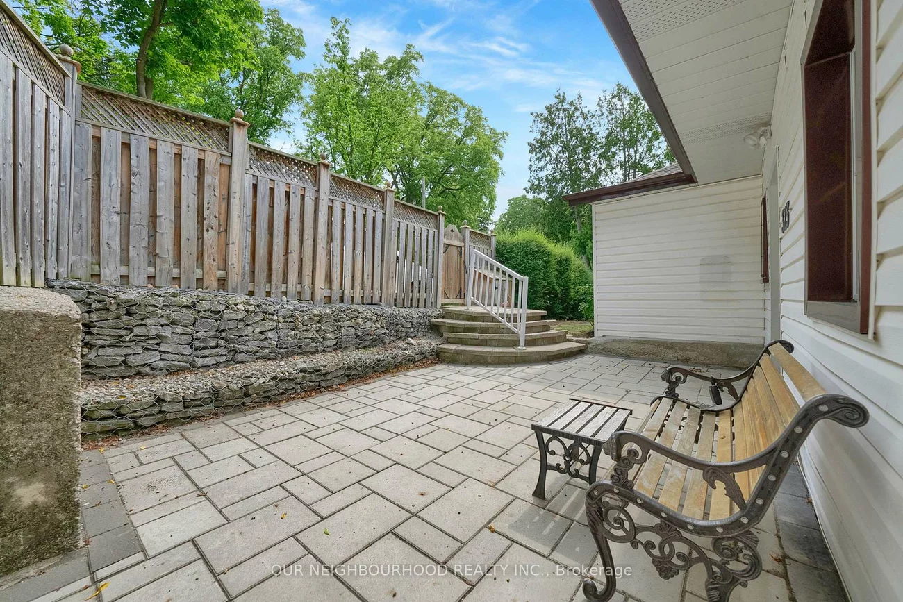 313, Second, Central Newmarket, Newmarket