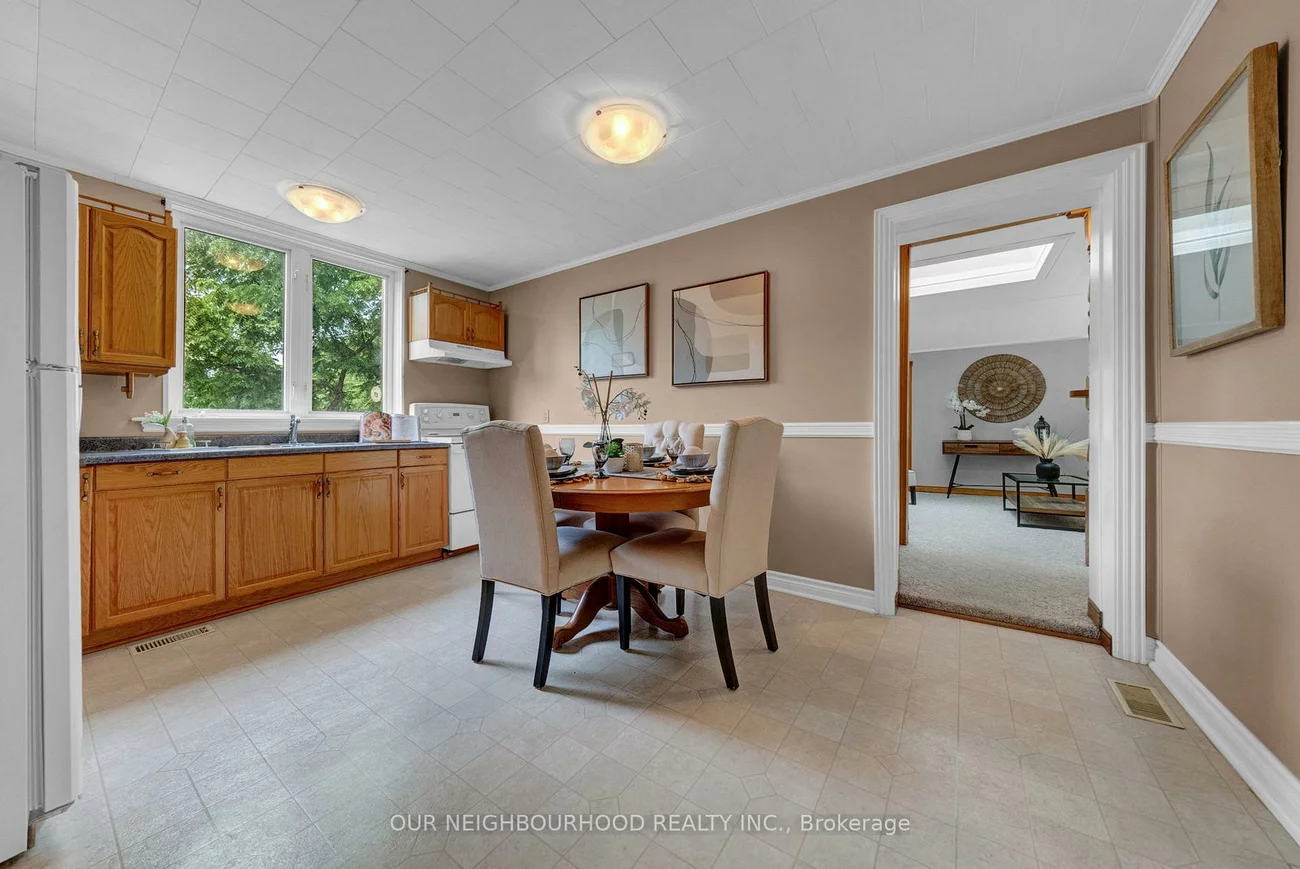 313, Second, Central Newmarket, Newmarket