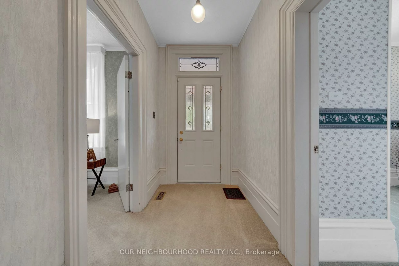 313, Second, Central Newmarket, Newmarket