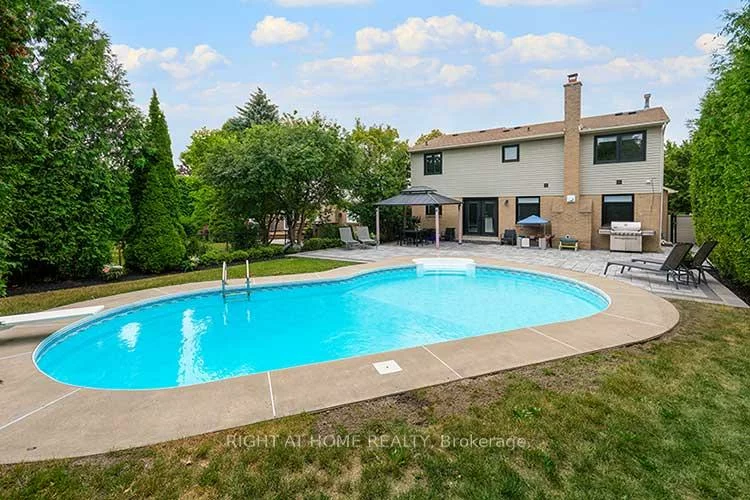 413, Mathews, Glenway Estates, Newmarket