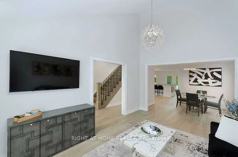 413, Mathews, Glenway Estates, Newmarket