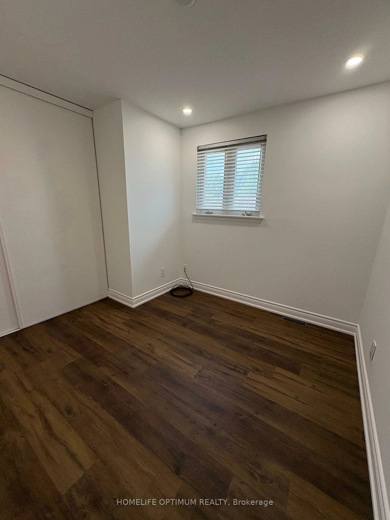 702, Leeder, Huron Heights-Leslie Valley, Newmarket