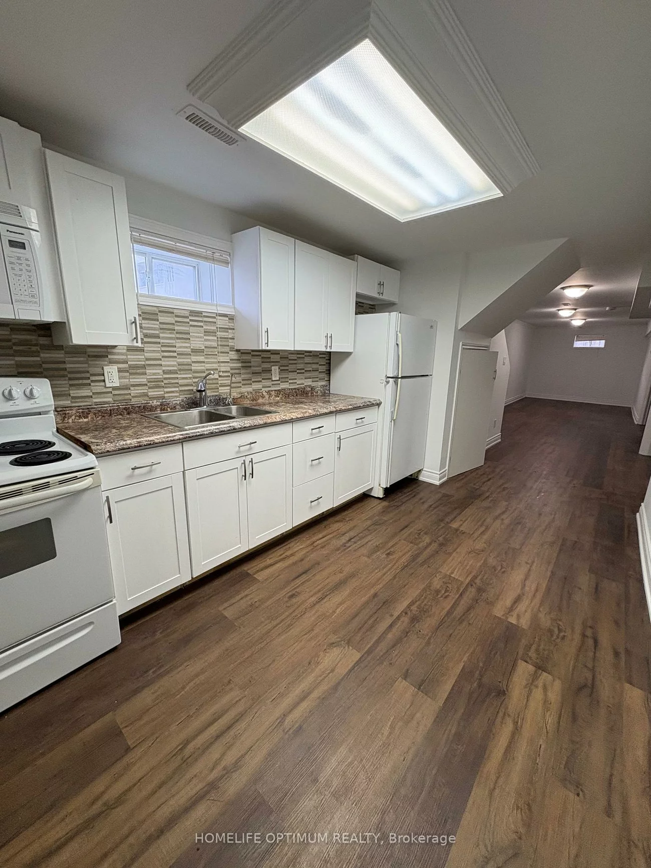 702, Leeder, Huron Heights-Leslie Valley, Newmarket