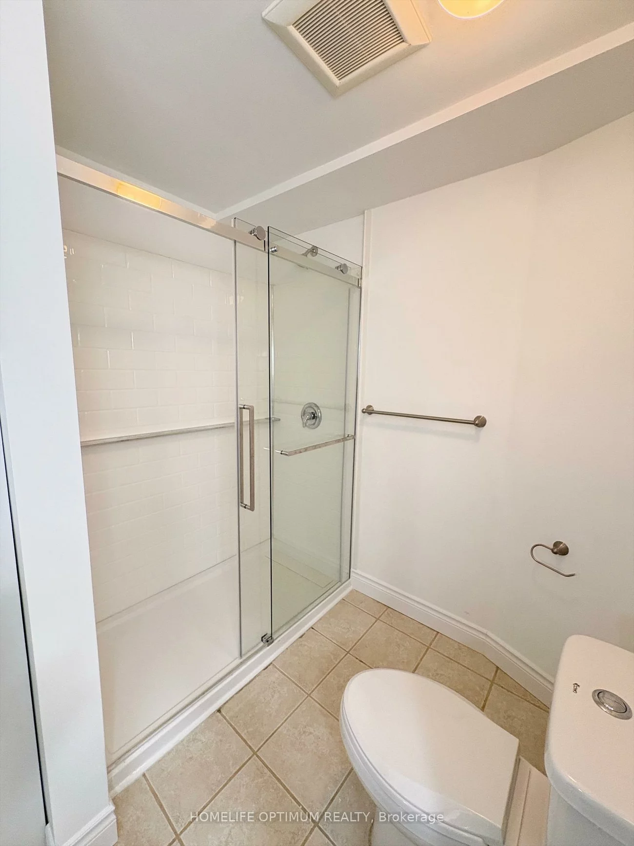 702, Leeder, Huron Heights-Leslie Valley, Newmarket